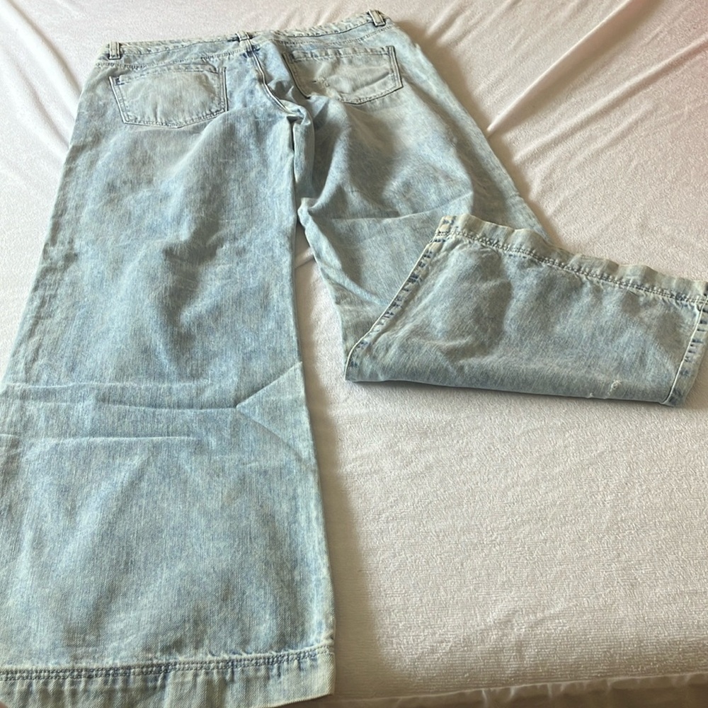 Distressed wide leg flare jeans
